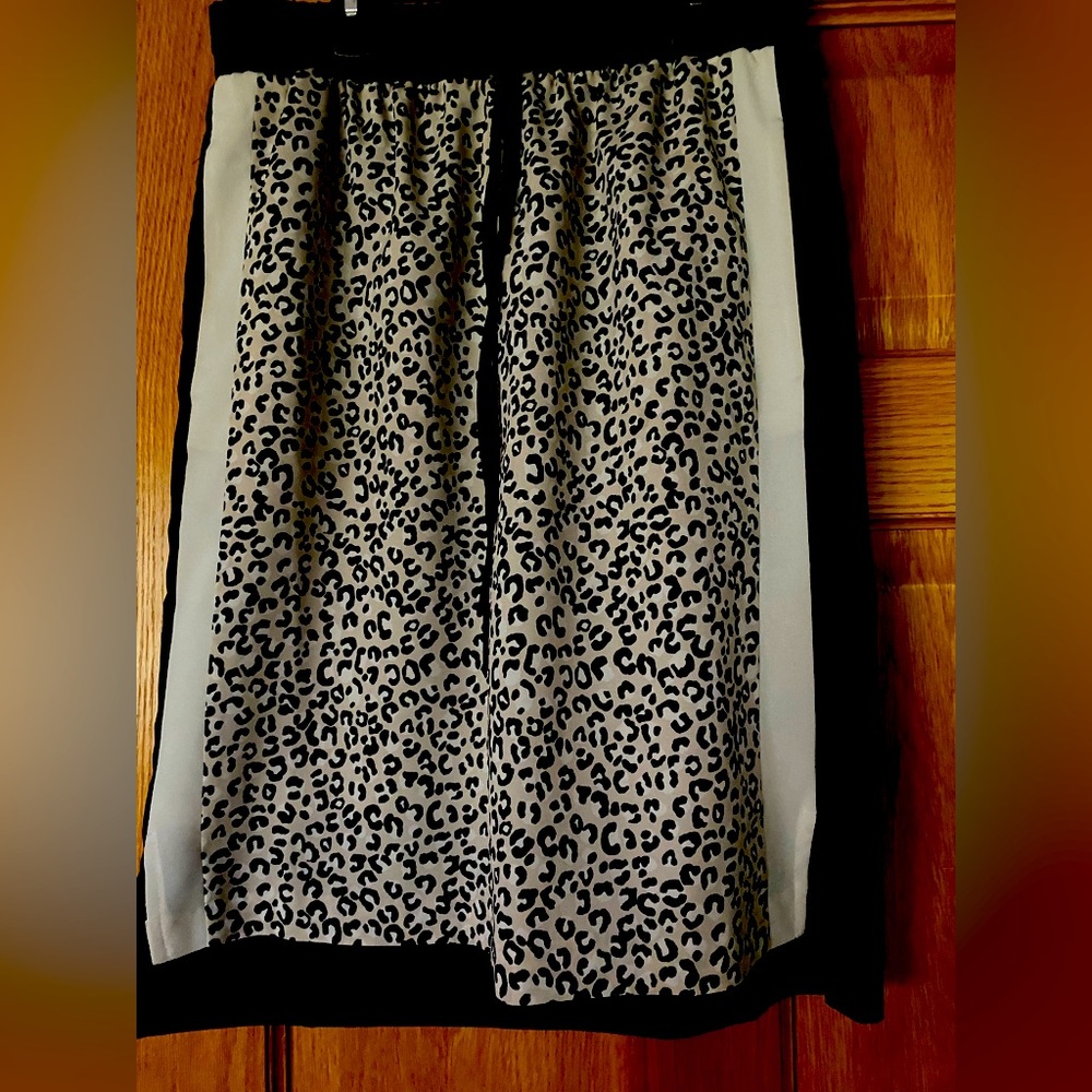Leopard print skirt